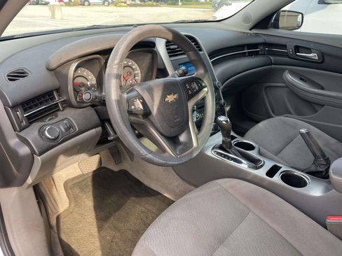 Used 2014 Chevrolet Malibu LS FWD image 18