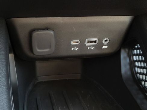 Used 2023 Chevrolet TrailBlazer LS FWD image 23