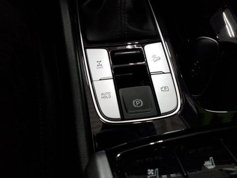 Used 2022 Hyundai Santa Cruz Limited AWD/4WD image 8