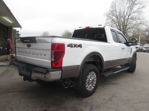 Used 2022 Ford F350 Lariat w/ Chrome Package AWD/4WD image 13
