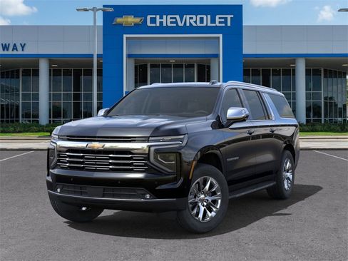 New 2025 Chevrolet Suburban Premier image 6