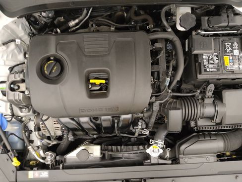 Used 2022 Kia Forte LXS FWD image 30