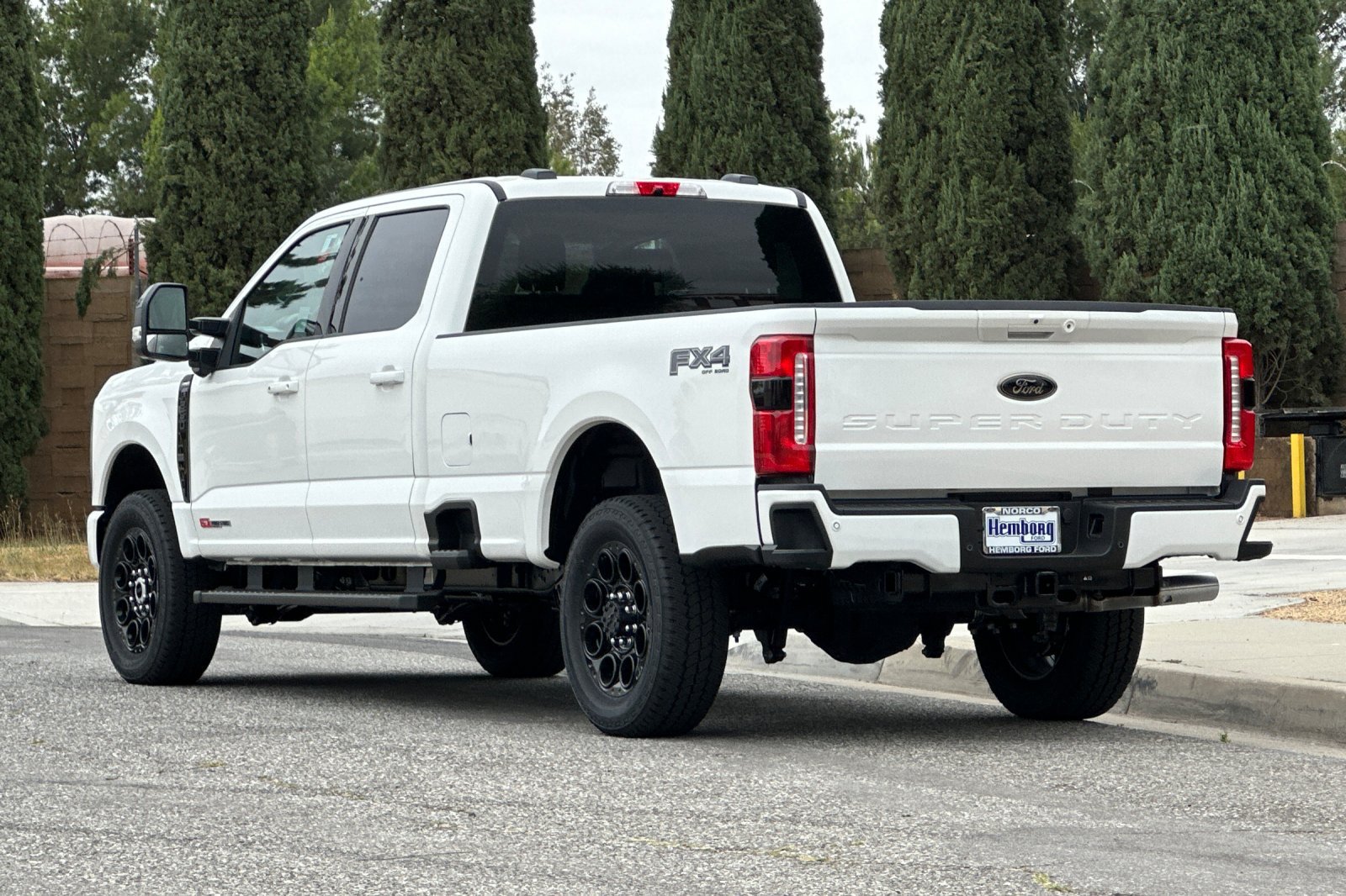 New 2026 Ford F250 Lariat w/ Black Appearance Package AWD/4WD image 6