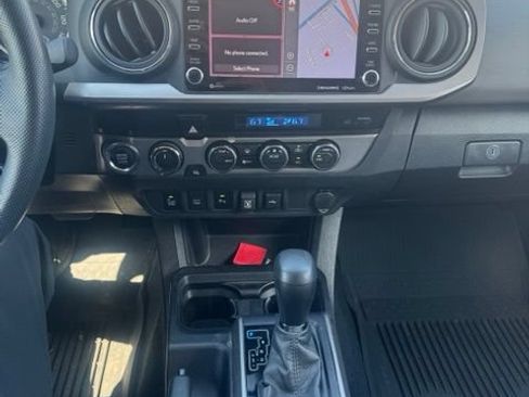 Used 2023 Toyota Tacoma SR5 AWD/4WD image 13