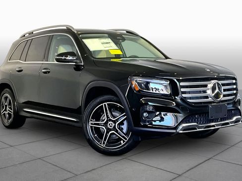 New 2026 Mercedes-Benz GLB 250 4MATIC image 19