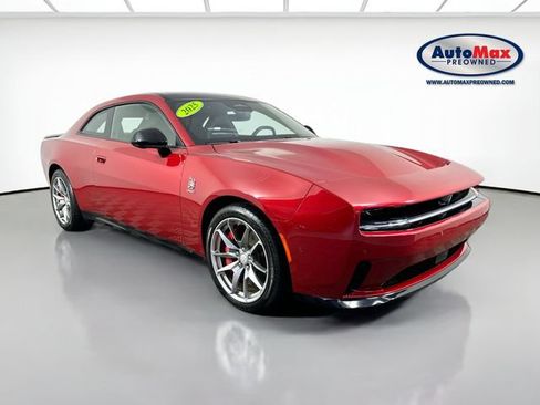 Used 2025 Dodge Charger Daytona Scat Pack w/ Track Pack AWD/4WD image 1