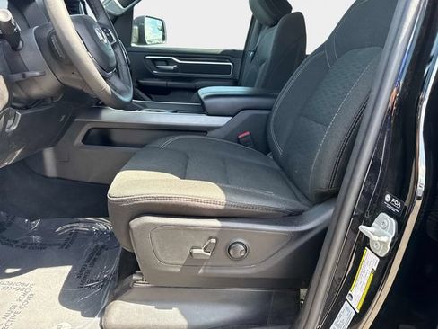 Used 2025 RAM 1500 Big Horn AWD/4WD image 16