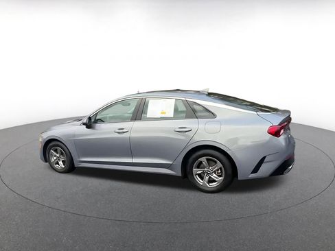 Used 2023 Kia K5 LXS image 10
