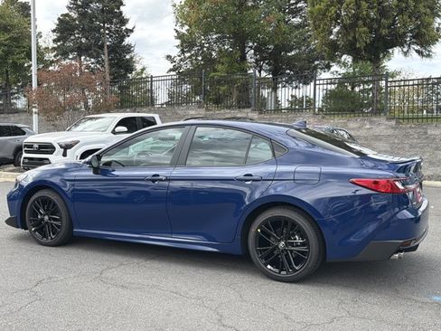 Used 2026 Toyota Camry SE w/ Convenience Package image 8