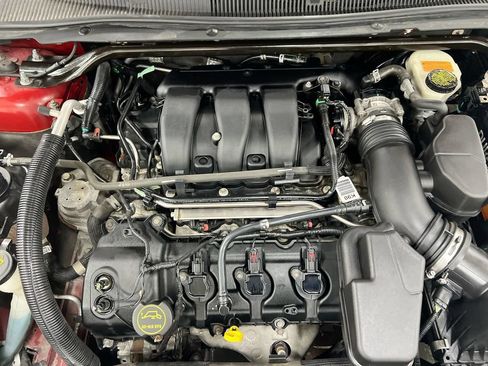 Used 2014 Ford Taurus SEL FWD image 23