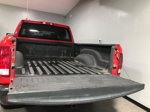Used 2016 RAM 1500 Tradesman w/ Popular Equipment Group AWD/4WD image 30