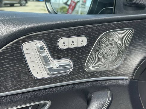 Used 2023 Mercedes-Benz GLS 450 4MATIC image 24