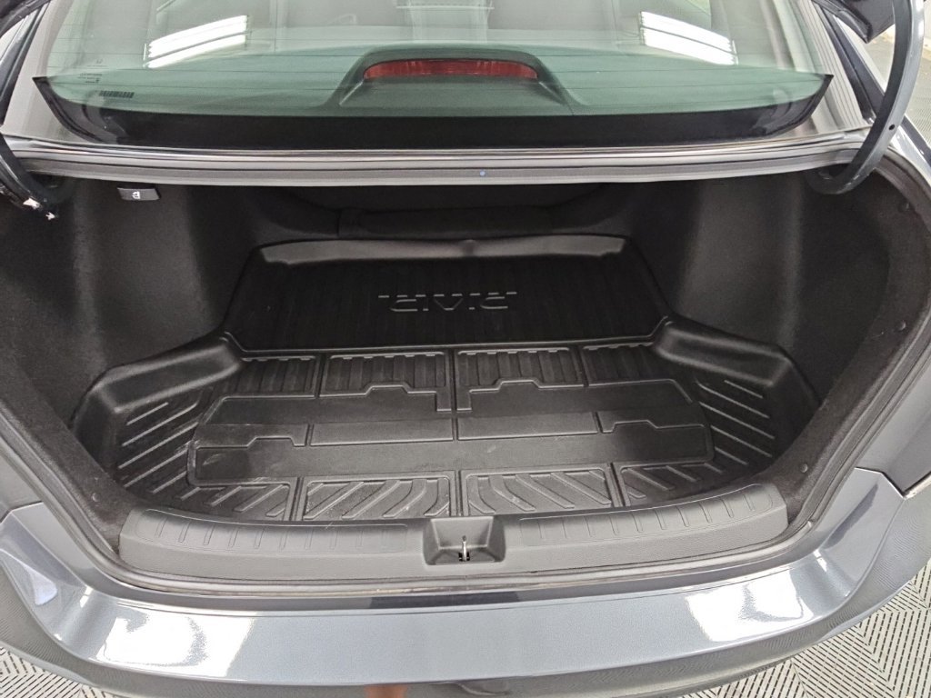 Used 2024 Honda Civic Sport image 29