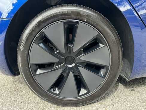 Used 2025 Tesla Model 3 Long Range image 36