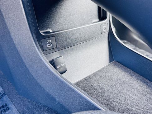 Used 2023 Subaru Solterra AWD image 35