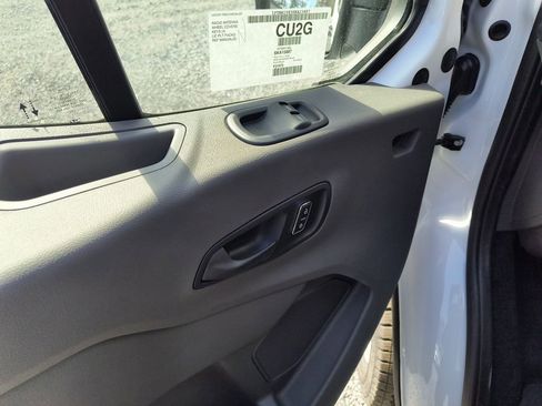 New 2025 Ford Transit 250 Low Roof image 24