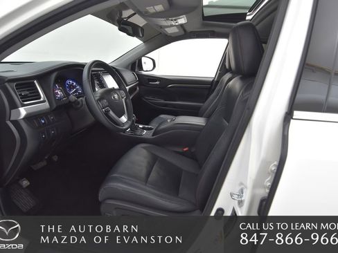 Used 2016 Toyota Highlander Limited image 22