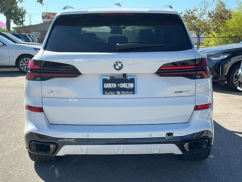 New 2026 BMW X5 xDrive40i w/ M Sport Package image 7