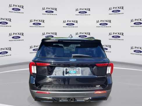 New 2026 Ford Explorer ST-Line w/ ST-Line Street Pack image 4