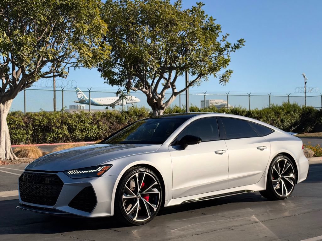 Used 2021 Audi RS 7 Sportback w/ Black Optic Package AWD/4WD image 10