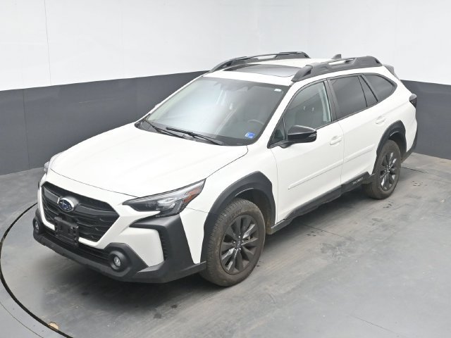 Used 2025 Subaru Outback Onyx Edition AWD/4WD image 15