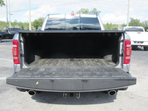 Used 2019 RAM 1500 Limited image 7