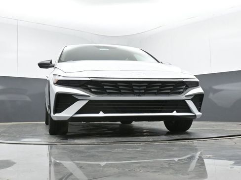 New 2026 Hyundai Elantra Sport image 16
