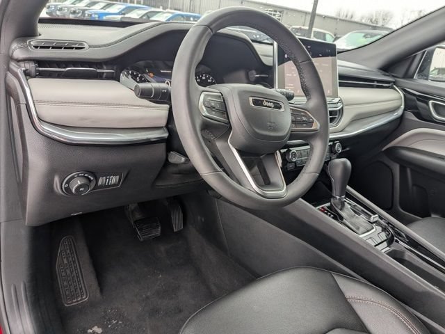 Used 2023 Jeep Compass Limited AWD/4WD image 19