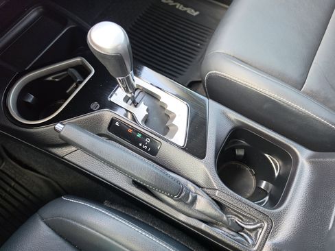 Used 2016 Toyota RAV4 Limited w/ Advanced Technology Package image 26