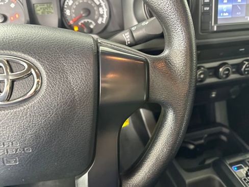 Used 2016 Toyota Tacoma SR5 image 15