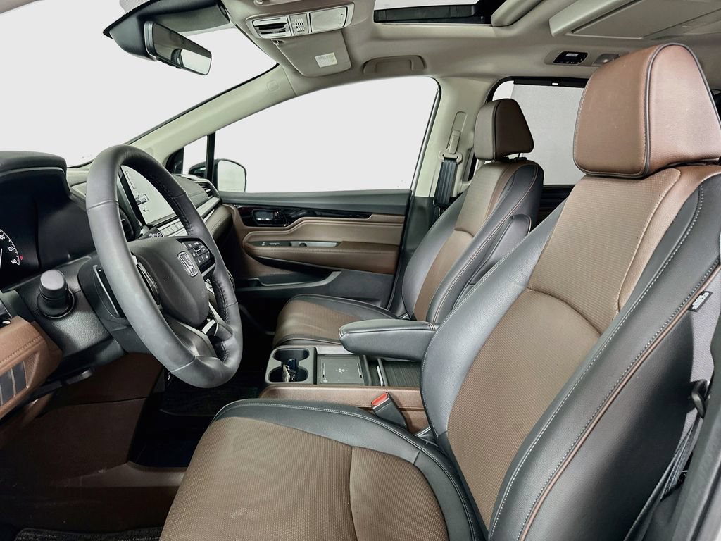 Certified 2026 Honda Odyssey Elite image 8