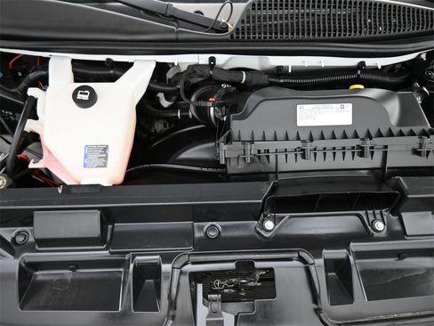 Used 2020 Chevrolet Express 2500 w/ Driver Convenience Package image 15