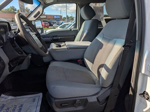 Used 2012 Ford F250 XLT w/ XLT Premium Pkg image 12