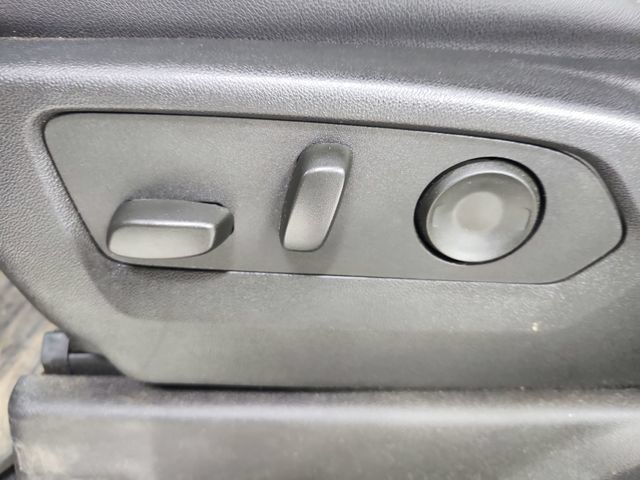 Used 2025 Chevrolet Silverado 2500 LTZ w/ LTZ Convenience Package AWD/4WD image 11