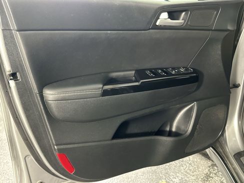 Used 2022 Kia Sportage Nightfall Edition w/ Nightfall Fwd Premium Package image 11