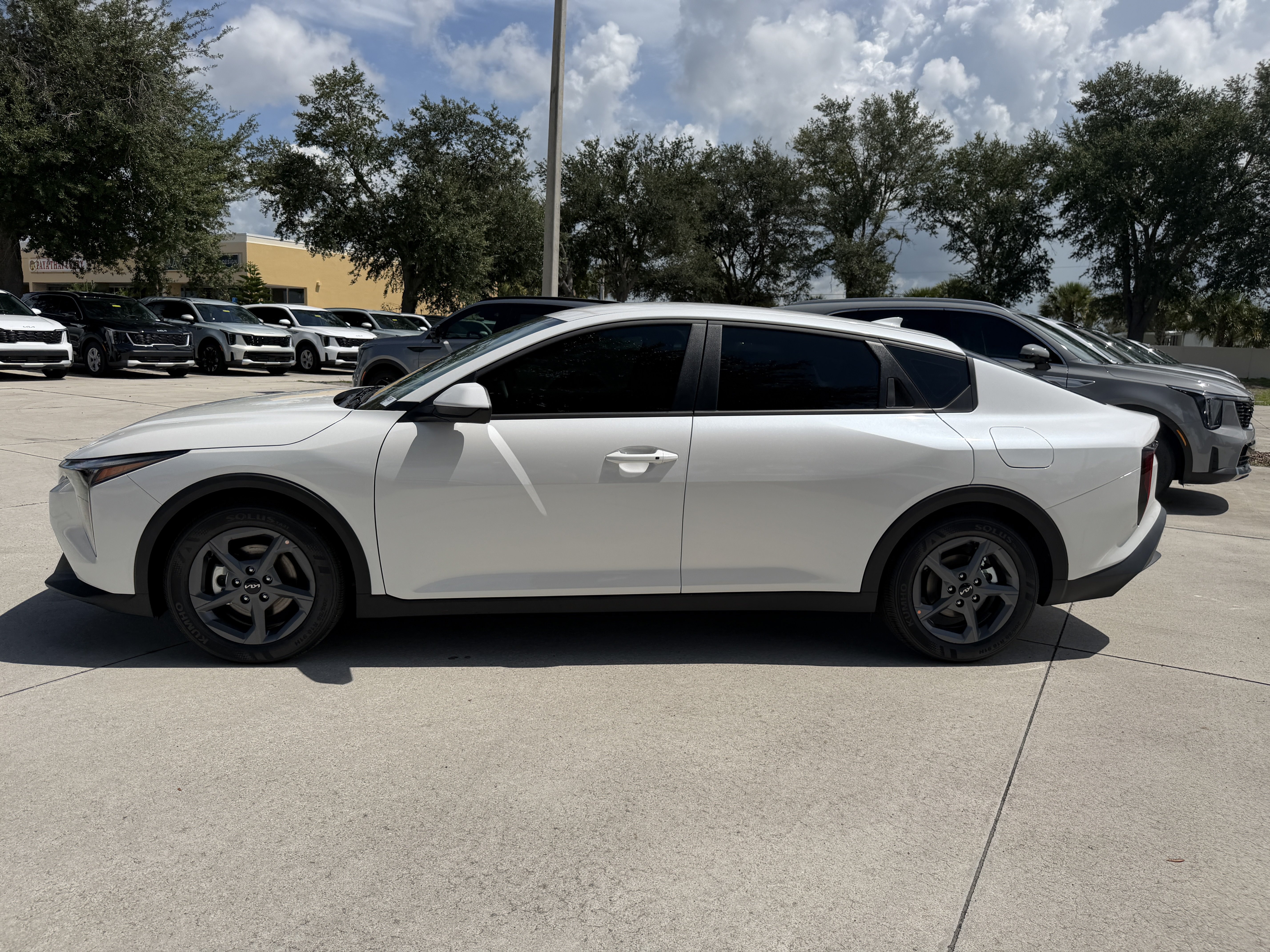 New 2026 Kia K4 FWD image 6