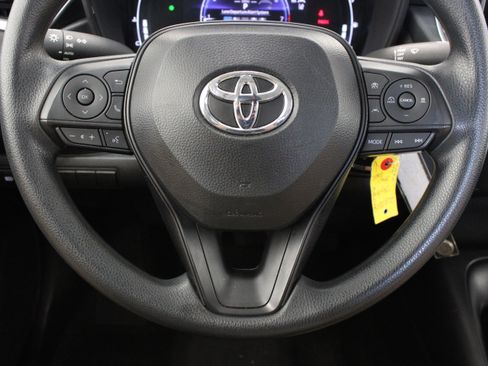 Used 2026 Toyota Corolla LE FWD image 22
