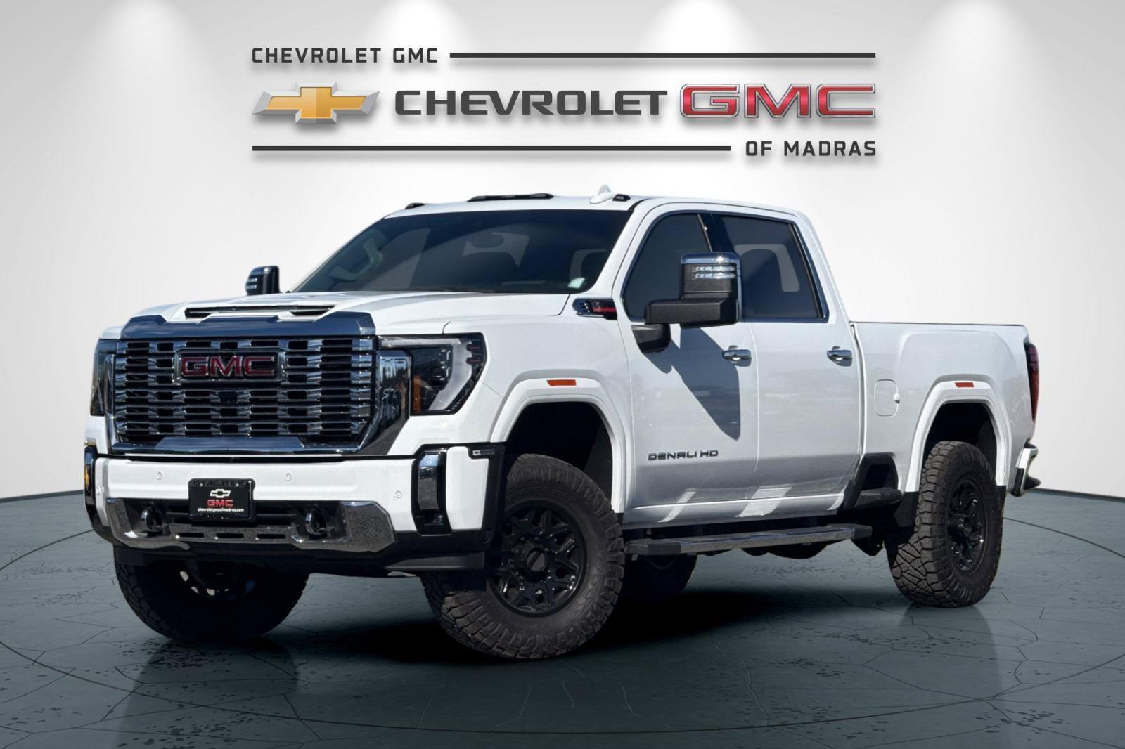 Used 2026 GMC Sierra 2500 Denali w/ Denali Reserve Package AWD/4WD image 7