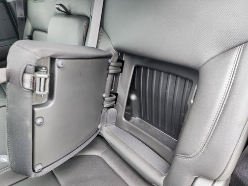 Certified 2022 GMC Sierra 1500 SLT w/ SLT Premium Plus Package image 18