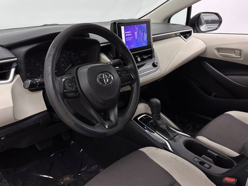 Used 2023 Toyota Corolla LE image 10
