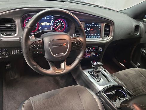 Used 2017 Dodge Charger R/T image 15