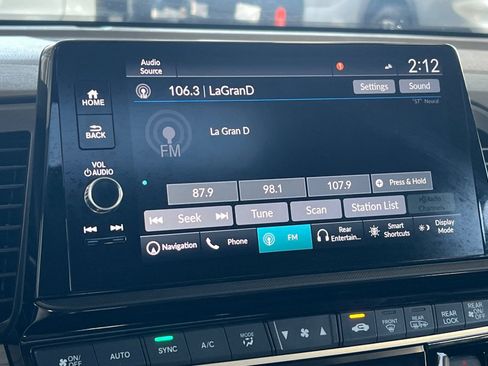 Used 2025 Honda Odyssey Elite image 17