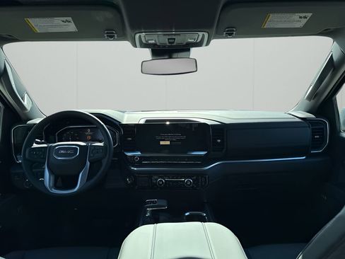 New 2026 GMC Sierra 1500 SLT image 21