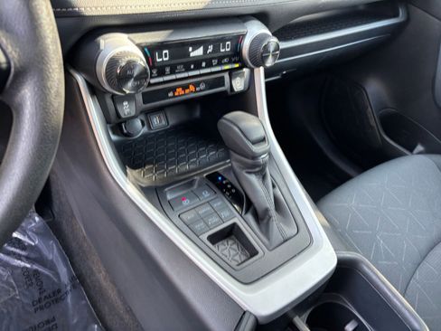 Used 2025 Toyota RAV4 XLE w/ Convenience Package image 44