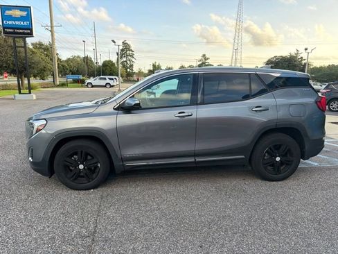 Used 2018 GMC Terrain SLE FWD image 8