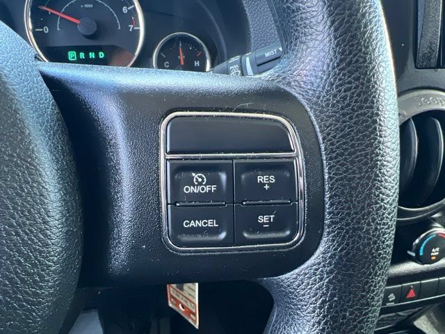 Used 2015 Jeep Wrangler Unlimited Sport AWD/4WD image 17