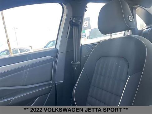 Used 2022 Volkswagen Jetta Sport image 31