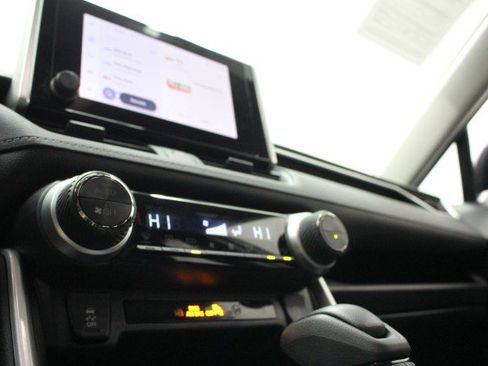 Used 2024 Toyota RAV4 XLE image 16