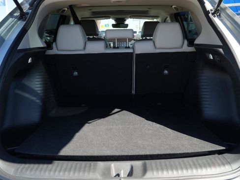 Used 2024 Honda HR-V EX-L image 8