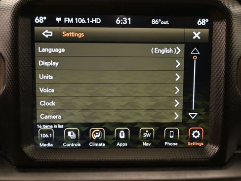 Used 2022 Jeep Wrangler Unlimited Sahara AWD/4WD image 27
